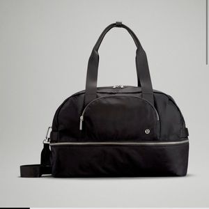 Lululemon duffle bag